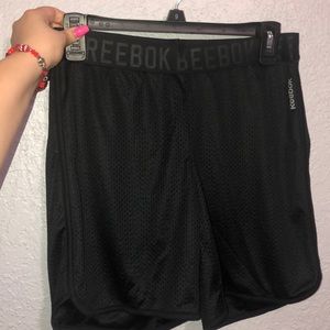REBOK SHORTS🖤